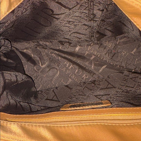 Preowned Furla crossbody - Picture 6 of 8